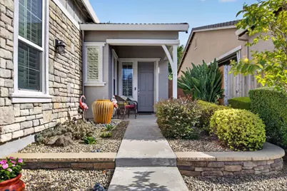 4520 Crown Bench Circle, Elk Grove, CA 95757 - Photo 4
