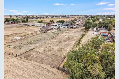21701 S Corral Hollow Road, Tracy, CA 95304 - Photo 34