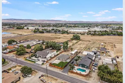 21701 S Corral Hollow Road, Tracy, CA 95304 - Photo 32