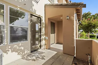 425 Regatta Lane #103, West Sacramento, CA 95605 - Photo 8