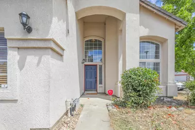 6937 Hollybrook Drive, Sacramento, CA 95823 - Photo 2