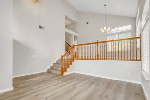 6937 Hollybrook Dr, Sacramento, CA 95823 - Photo 6