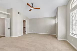 6937 Hollybrook Dr, Sacramento, CA 95823 - Photo 44