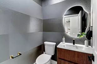 710 Hillcrest Ave, Roseville, CA 95678 - Photo 50