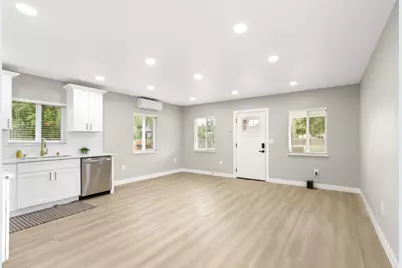 911 Lincoln Avenue, Woodland, CA 95695 - Photo 6