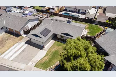 2014 Manchester Lane, Manteca, CA 95336 - Photo 34
