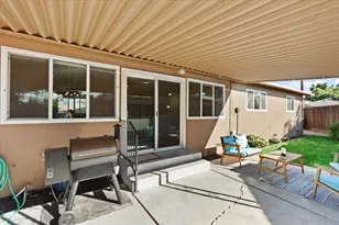 1008 Phelps Ave, Modesto, CA 95350 - Photo 18
