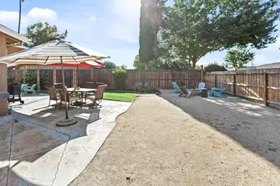 1008 Phelps Avenue, Modesto, CA 95350 - Photo 10