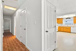 879 Carson Ave, Manteca, CA 95337 - Photo 14