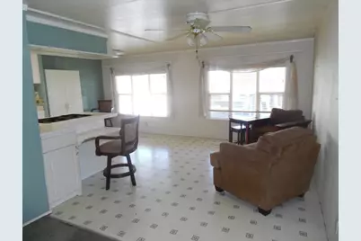 E Yosemite Avenue #143, Manteca, CA 95336 - Photo 8
