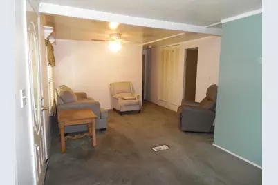 E Yosemite Avenue #143, Manteca, CA 95336 - Photo 12