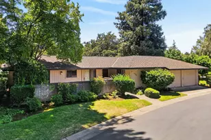 1128 Commons Dr, Sacramento, CA 95825 - Photo 62