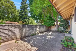 1128 Commons Dr, Sacramento, CA 95825 - Photo 50