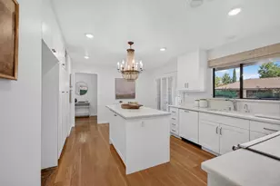 1128 Commons Dr, Sacramento, CA 95825 - Photo 14