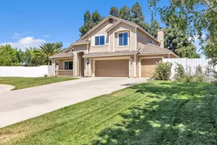 907 Wildbrook Ct, Galt, CA 95632 - Photo 6