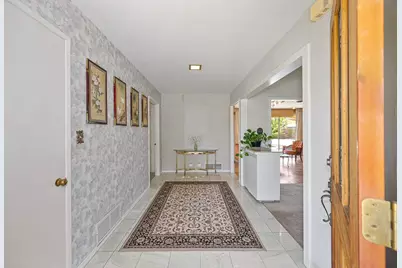 2800 Ashbourne Drive, Sacramento, CA 95821 - Photo 2