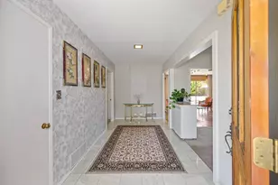 2800 Ashbourne Dr, Sacramento, CA 95821 - Photo 2