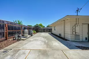 2800 Ashbourne Dr, Sacramento, CA 95821 - Photo 76