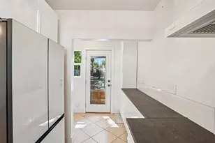 4000 36th St, Sacramento, CA 95820 - Photo 16