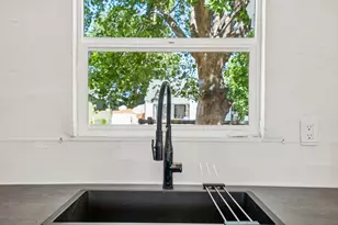 4000 36th St, Sacramento, CA 95820 - Photo 18