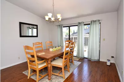 1802 Urbana Way, Sacramento, CA 95833 - Photo 6