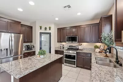 9817 Carico Way, Elk Grove, CA 95757 - Photo 12