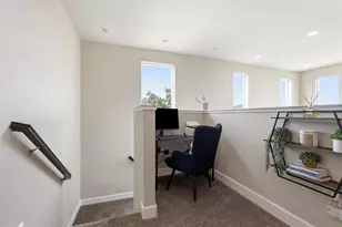 9817 Carico Way, Elk Grove, CA 95757 - Photo 22