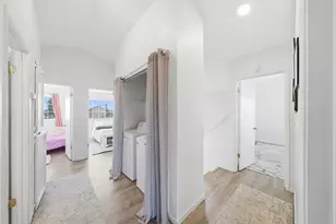 5045 N Laguna Dr, Sacramento, CA 95823 - Photo 32