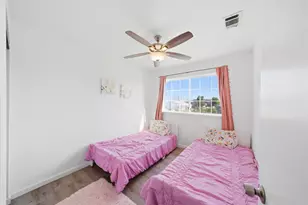 5045 N Laguna Dr, Sacramento, CA 95823 - Photo 28