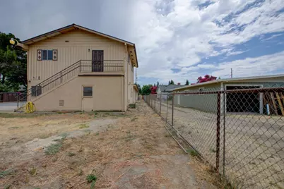 1729 Beverly Drive, Modesto, CA 95358 - Photo 16