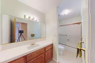 2174 Garden Cir Dr, Manteca, CA 95336 - Photo 12