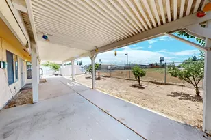 2174 Garden Cir Dr, Manteca, CA 95336 - Photo 8