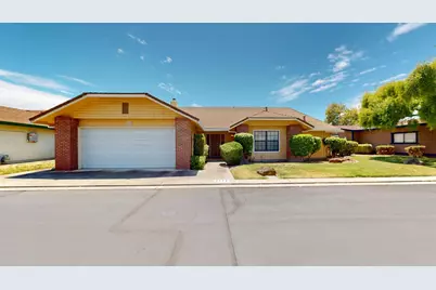 2174 Garden Cir Drive, Manteca, CA 95336 - Photo 2