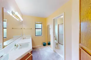 2174 Garden Cir Dr, Manteca, CA 95336 - Photo 14