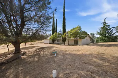 8422 Hedgepeth Road, Valley Springs, CA 95252 - Photo 32