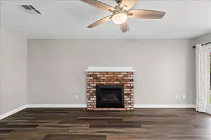1016 Lillian Dr, Modesto, CA 95355 - Photo 14