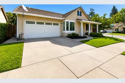 385 Summer Grove Circle, Roseville, CA 95678 - Photo 2