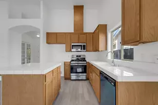 528 Burgundy St, Los Banos, CA 93635 - Photo 26