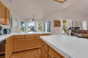 7090 Emerald St, Chowchilla, CA 93610 - Photo 12