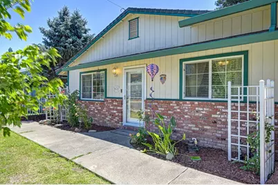 9112 Grove Street, Elk Grove, CA 95624 - Photo 2