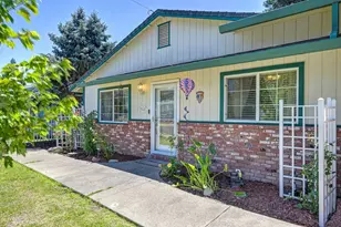 9112 Grove St, Elk Grove, CA 95624 - Photo 2