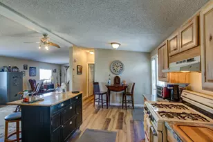 3343 Jasmin Ct, Coulterville, CA 95311 - Photo 8