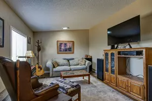 3343 Jasmin Ct, Coulterville, CA 95311 - Photo 12