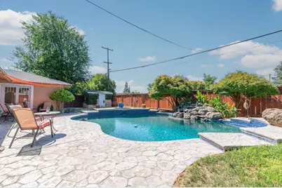 1305 Glenwood Drive, Modesto, CA 95350 - Photo 26