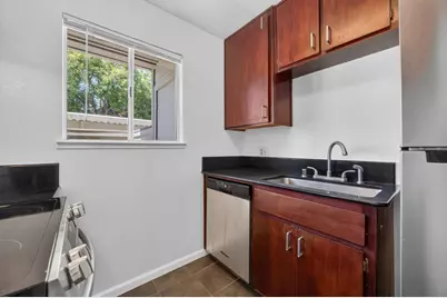 9131 Newhall Drive #78, Sacramento, CA 95826 - Photo 16