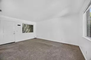 9131 Newhall Dr, Sacramento, CA 95826 - Photo 14