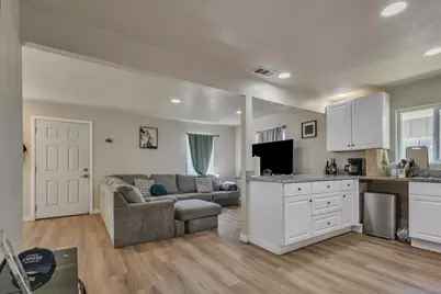 710 S Stockton Street, Lodi, CA 95240 - Photo 16