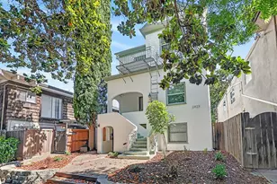 2423 L St, Sacramento, CA 95816 - Photo 2