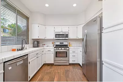 781 S Wicker Way, Galt, CA 95632 - Photo 10