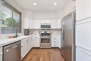 781 S Wicker Way, Galt, CA 95632 - Photo 10